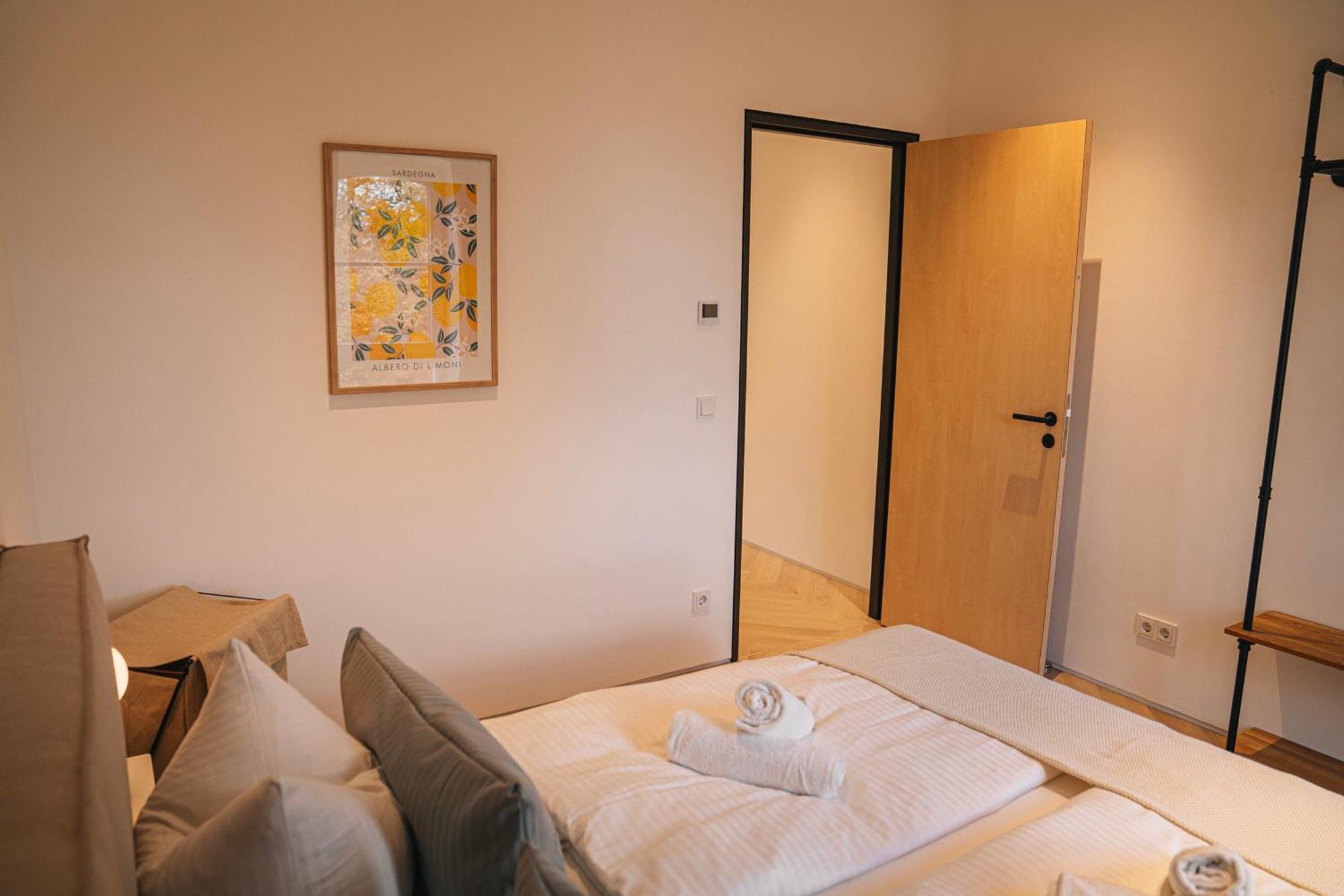 Rr - Penthouse - Luxe 105 Qm - Central - Wifi Magdeburk Exteriér fotografie